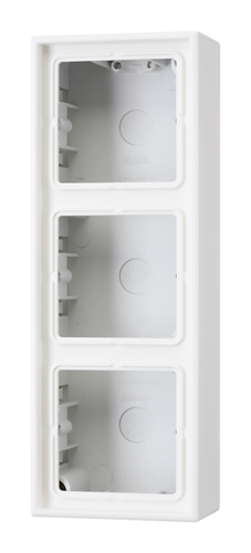 LS990 Коробка 3-ная для накладного монтажа, бел.